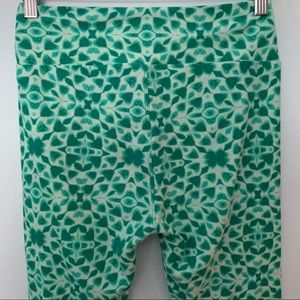 LuLaRoe St Pattys Day Green leggings